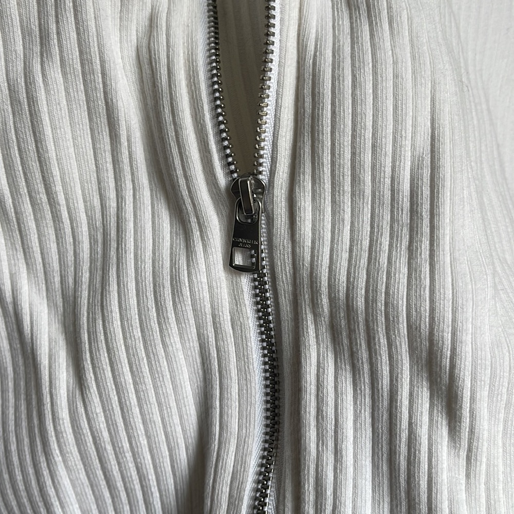 Basic Zip Up Top - image 4